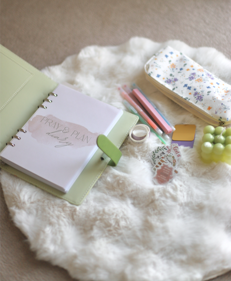 Pray & Plan Diary - Florals